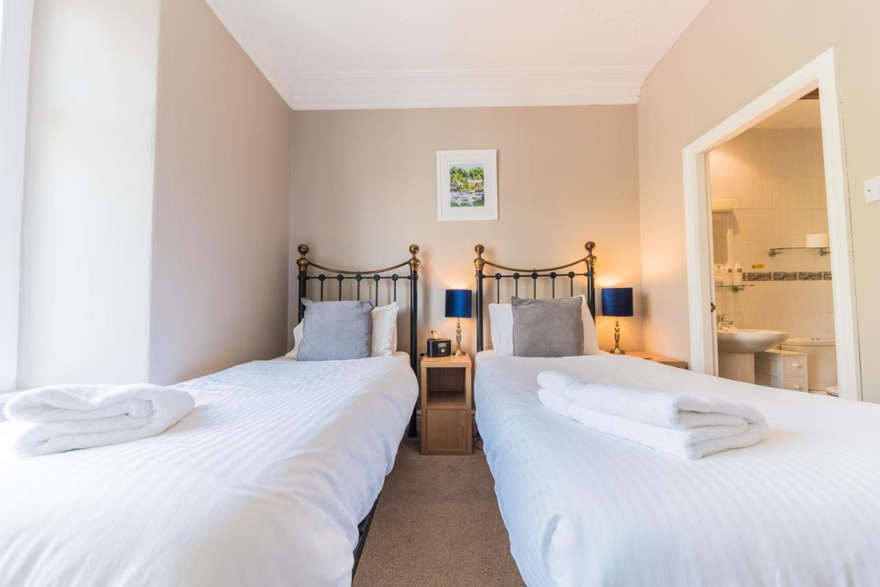 Holly-Wood Guest House Windermere Ngoại thất bức ảnh
