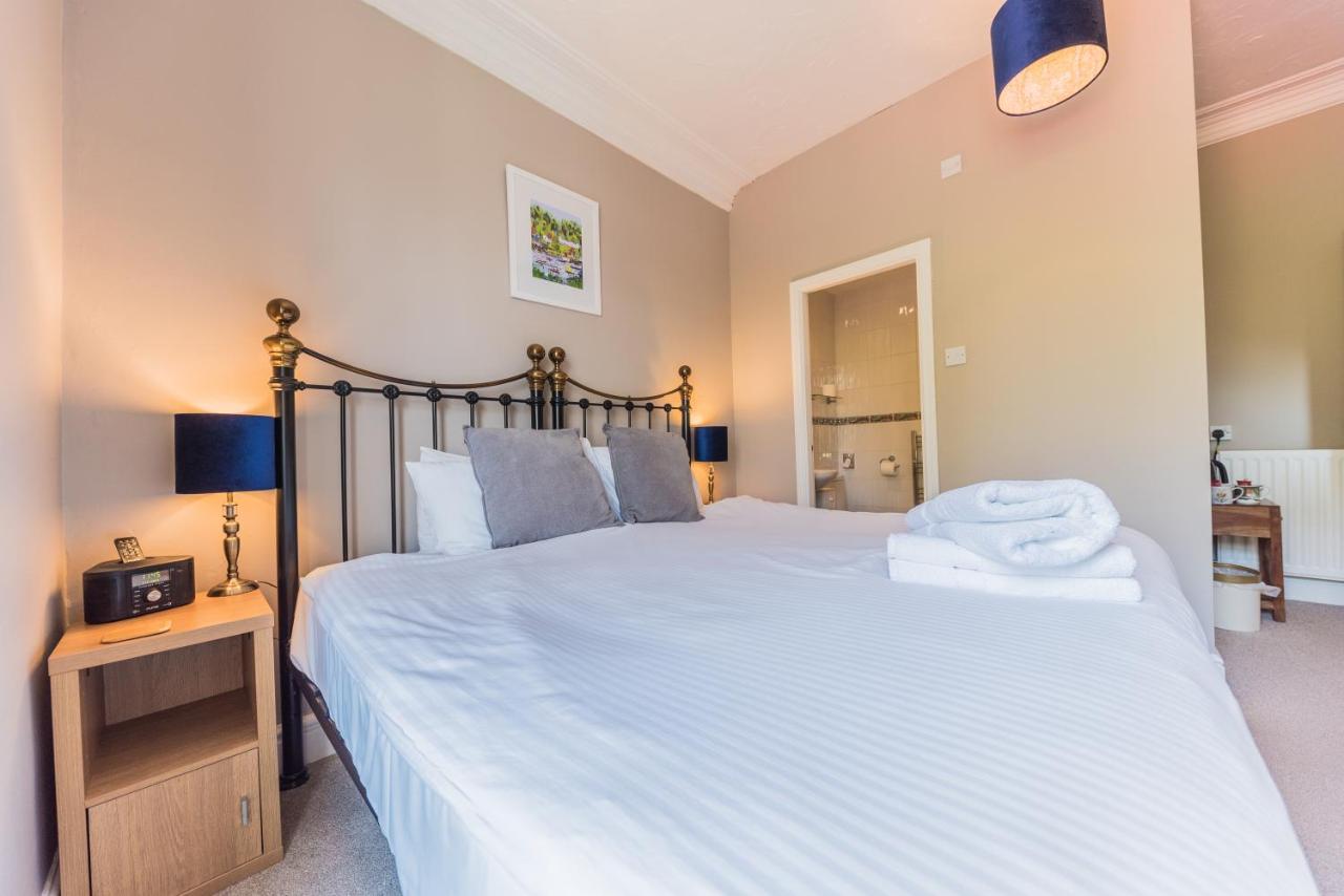 Holly-Wood Guest House Windermere Ngoại thất bức ảnh
